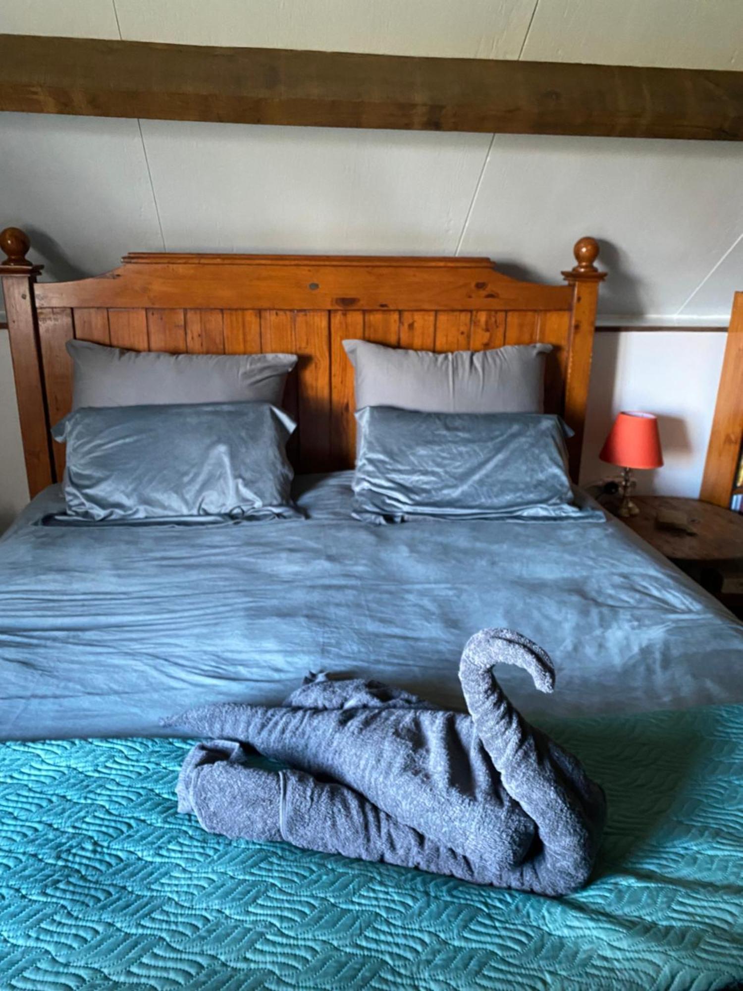 Spacious, Rustic Studio Space For 2 Persons Saint-Cyr-du-Bailleul Екстериор снимка